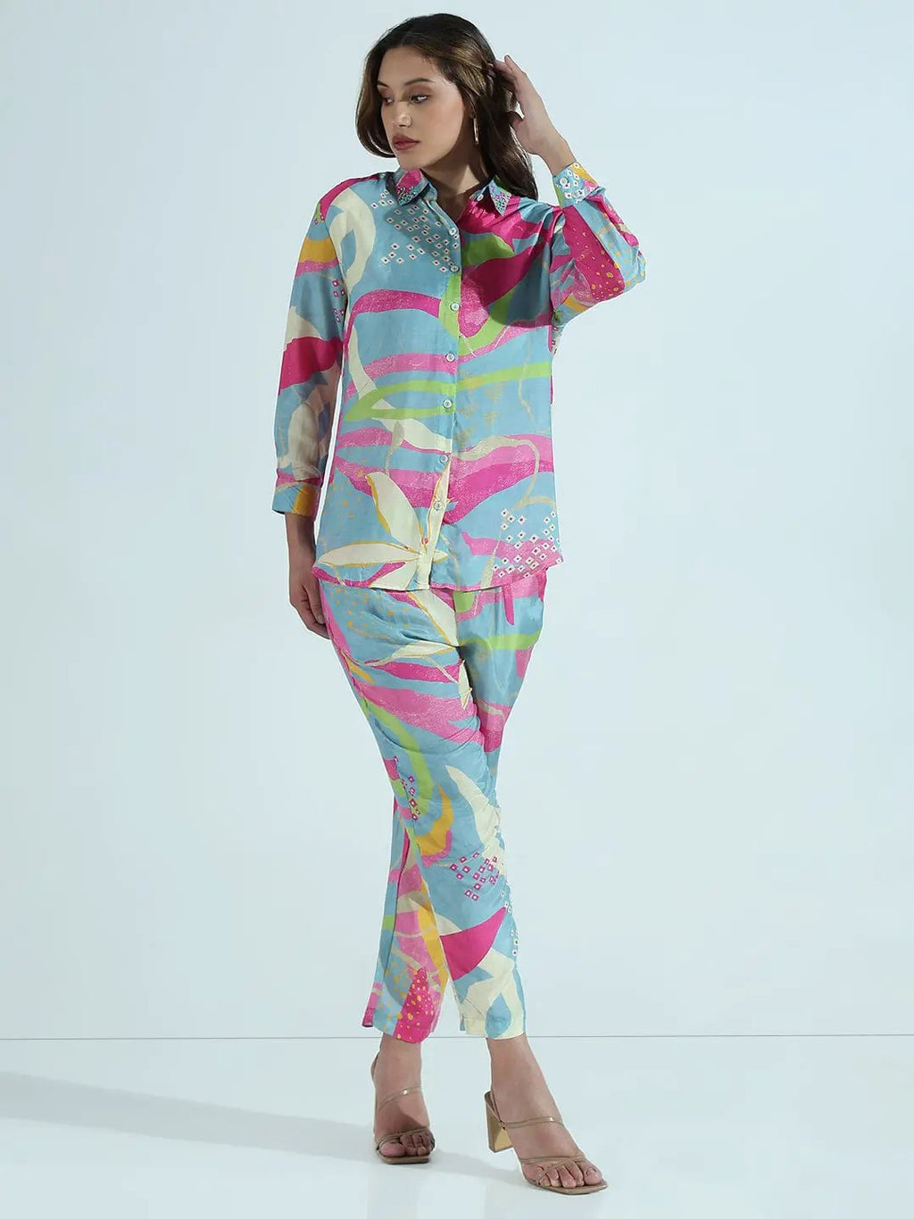 Women's Abstract Printed Blue Co-ords Set with Embellished Collar