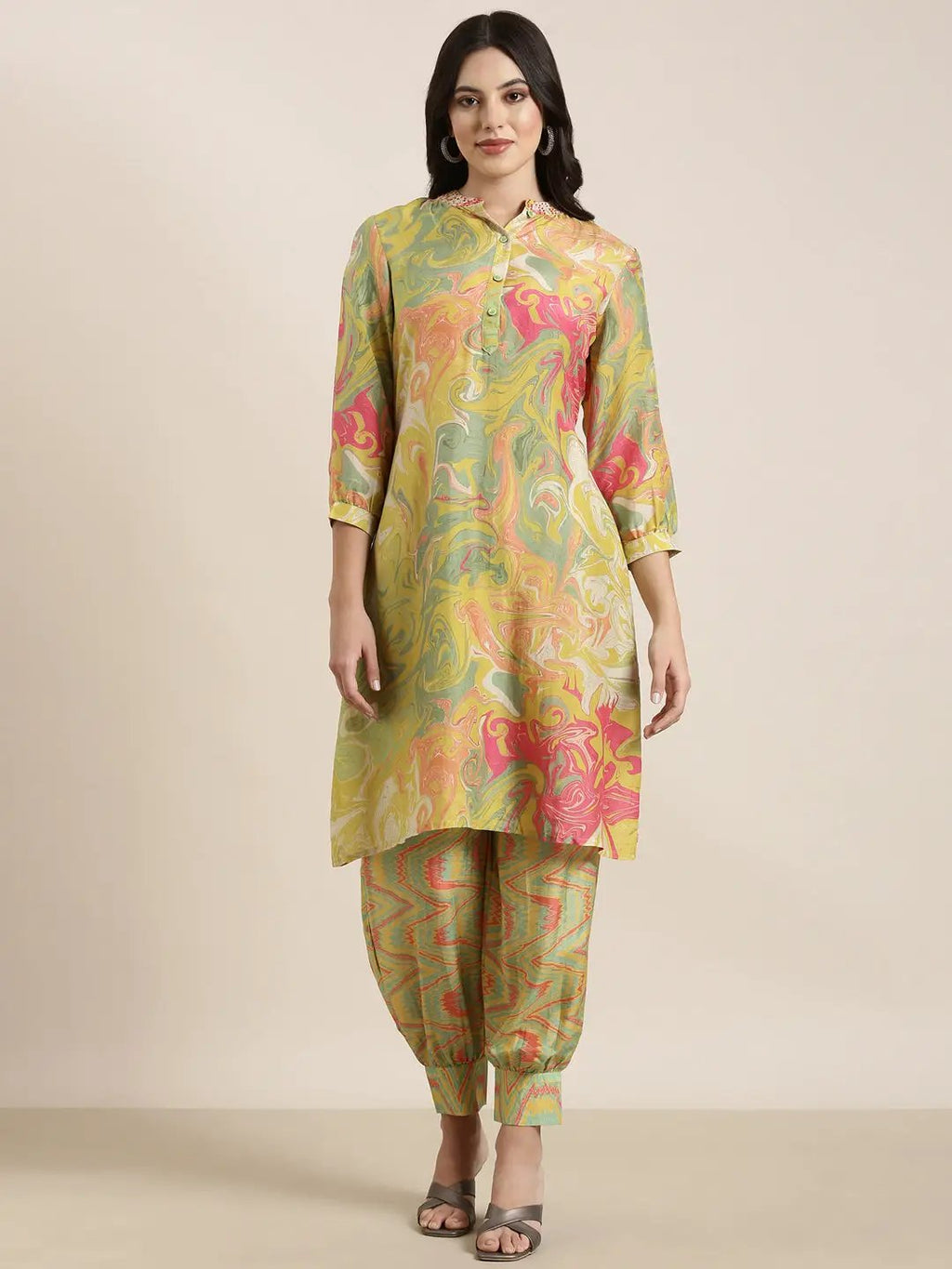 Women's A-Line Green Abstract Kurta Sets With Patiala