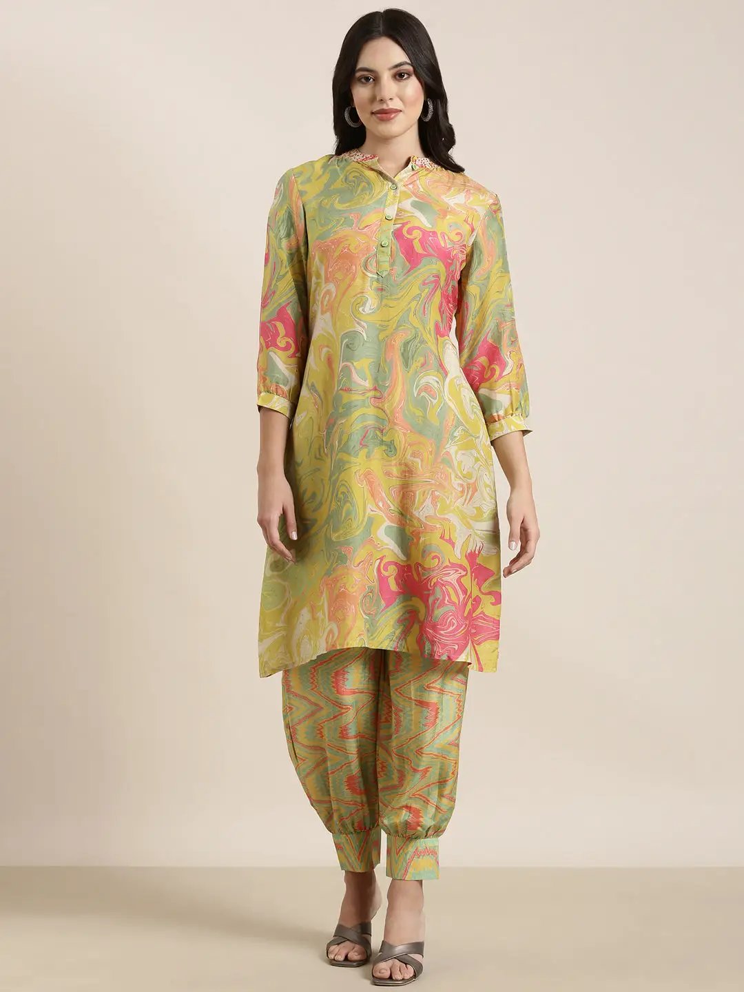 Women's A-Line Green Abstract Kurta Sets With Patiala