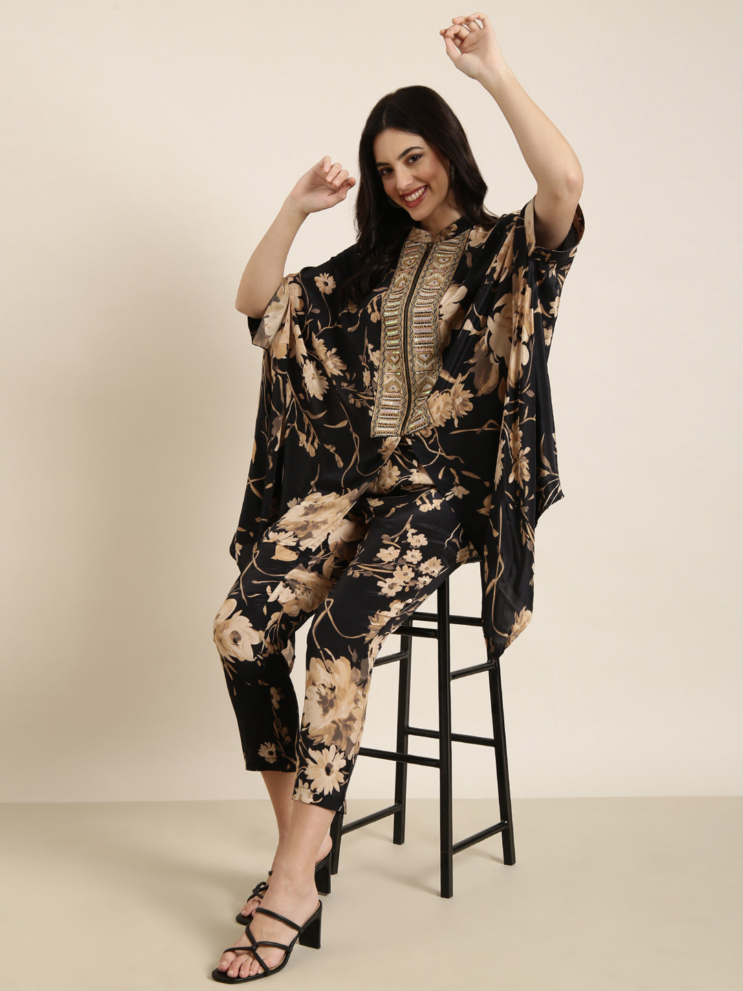 Women's Navy Blue Floral Printed Sequinned Co-ords Set