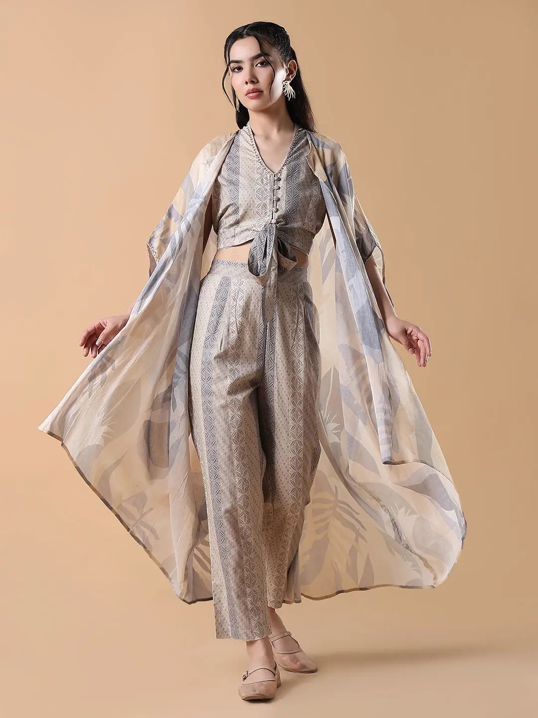 Women's Beige Printed Co-Ords Set with Shrug