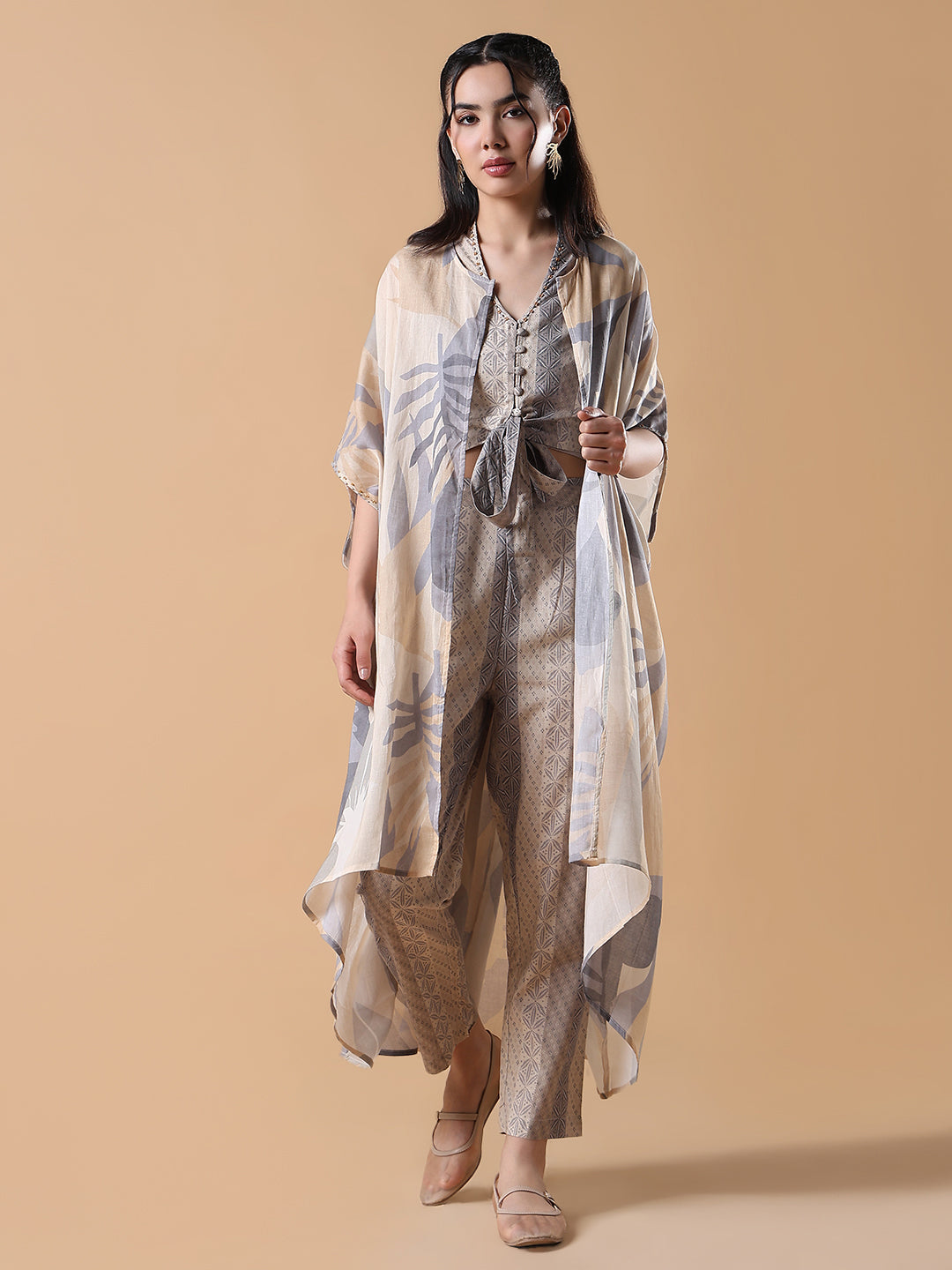 Women's Beige Printed Co-Ords Set with Shrug