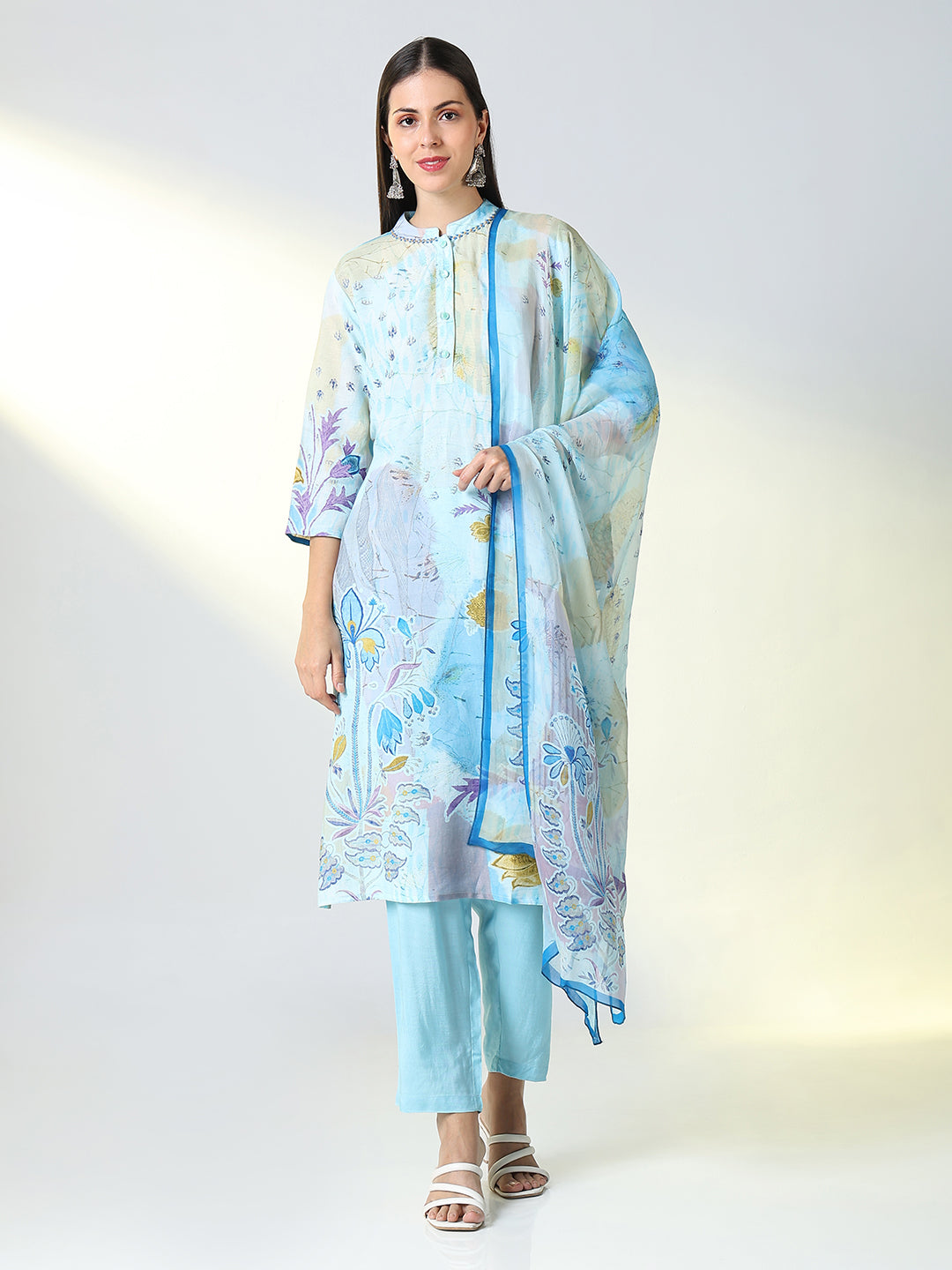 Women's Blue Floral Straight Kurta Sets with Dupatta