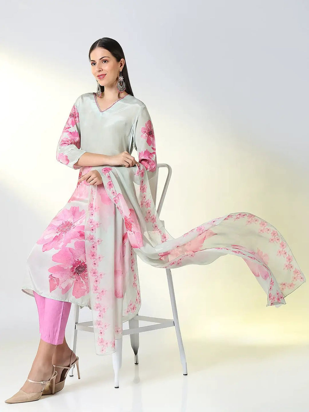 Women's Grey Floral Straight Kurta Set with Dupatta