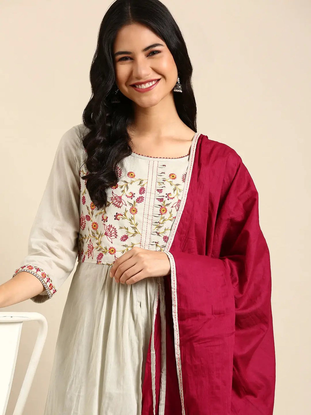 Women's Sea Green Floral Embroidered Layered Thread Work Kurta Set With Dupatta