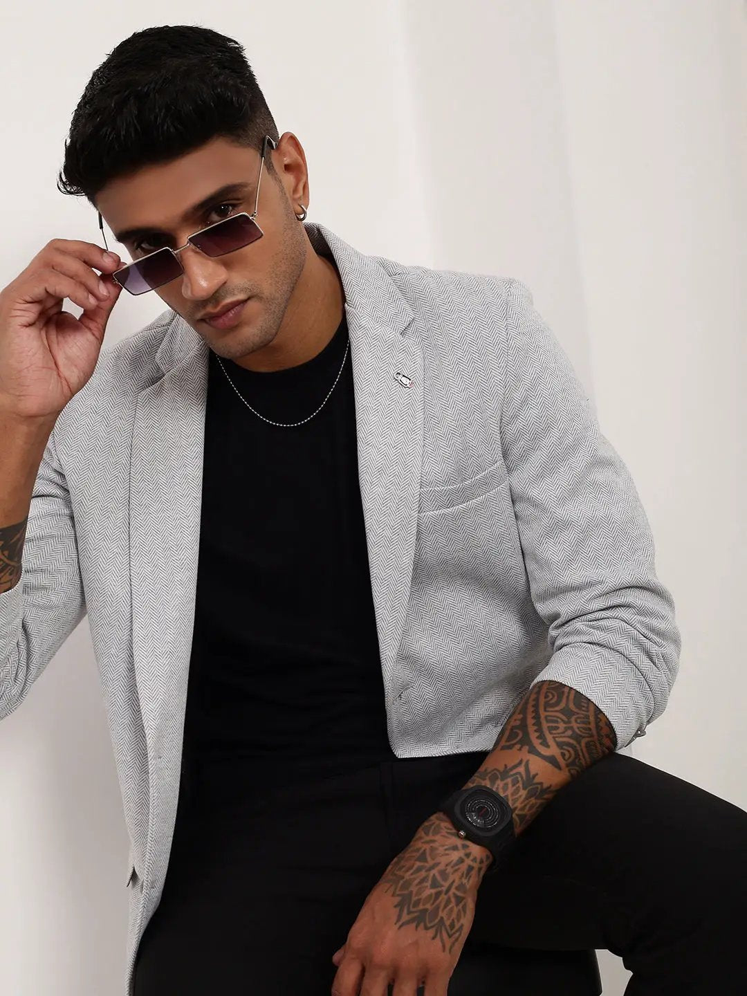 Men's Grey Self Design Slim-Fit Single-Breasted Casual Blazer