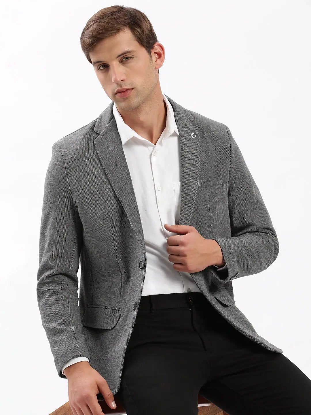 Men's Grey Notched Lapel Collar Slim-Fit Single Breasted Blazer