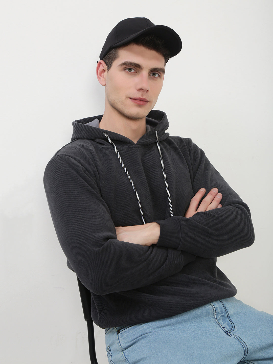 Men's Grey Solid Hooded Sweatshirt