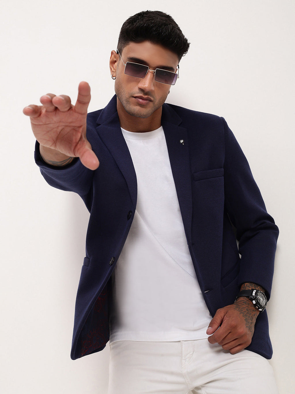 Men's Navy Blue Solid Single Breasted Blazer