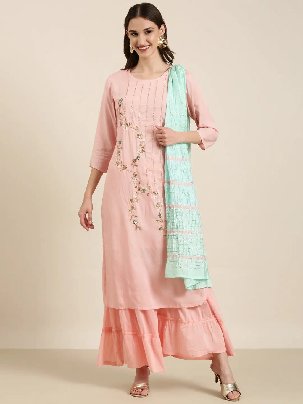 Women's Pink Floral Embroidered Beads & Stones Kurta Set With Dupatta