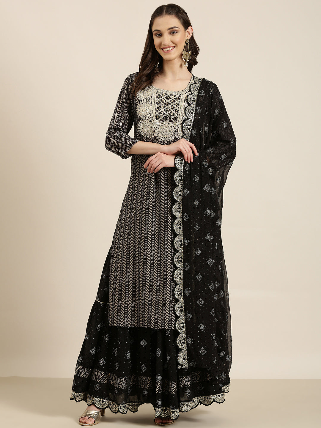 Women's Black Ethnic Motifs Printed Sequinned Thread Work Kurta Set With Dupatta