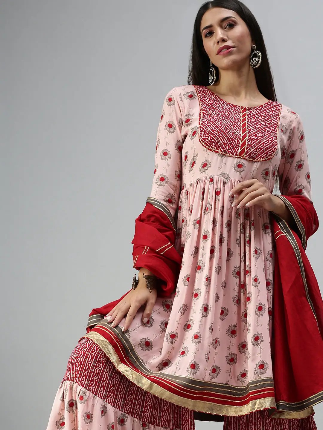 Women's Peach Printed Pleated Gotta Patti Kurta Sets with Palazzos & Dupatta