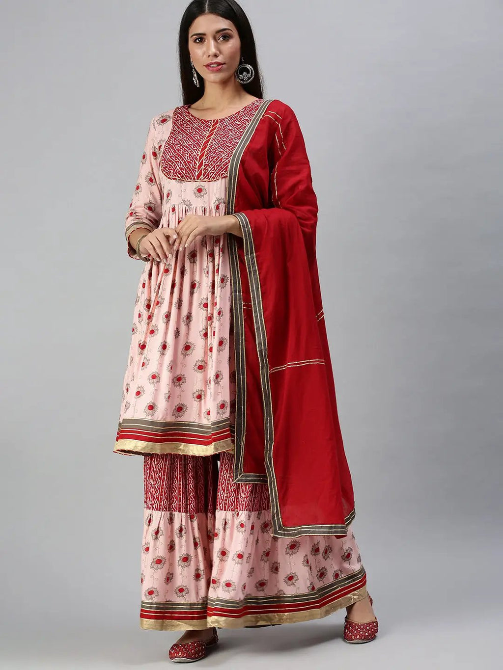 Women's Peach Printed Pleated Gotta Patti Kurta Sets with Palazzos & Dupatta
