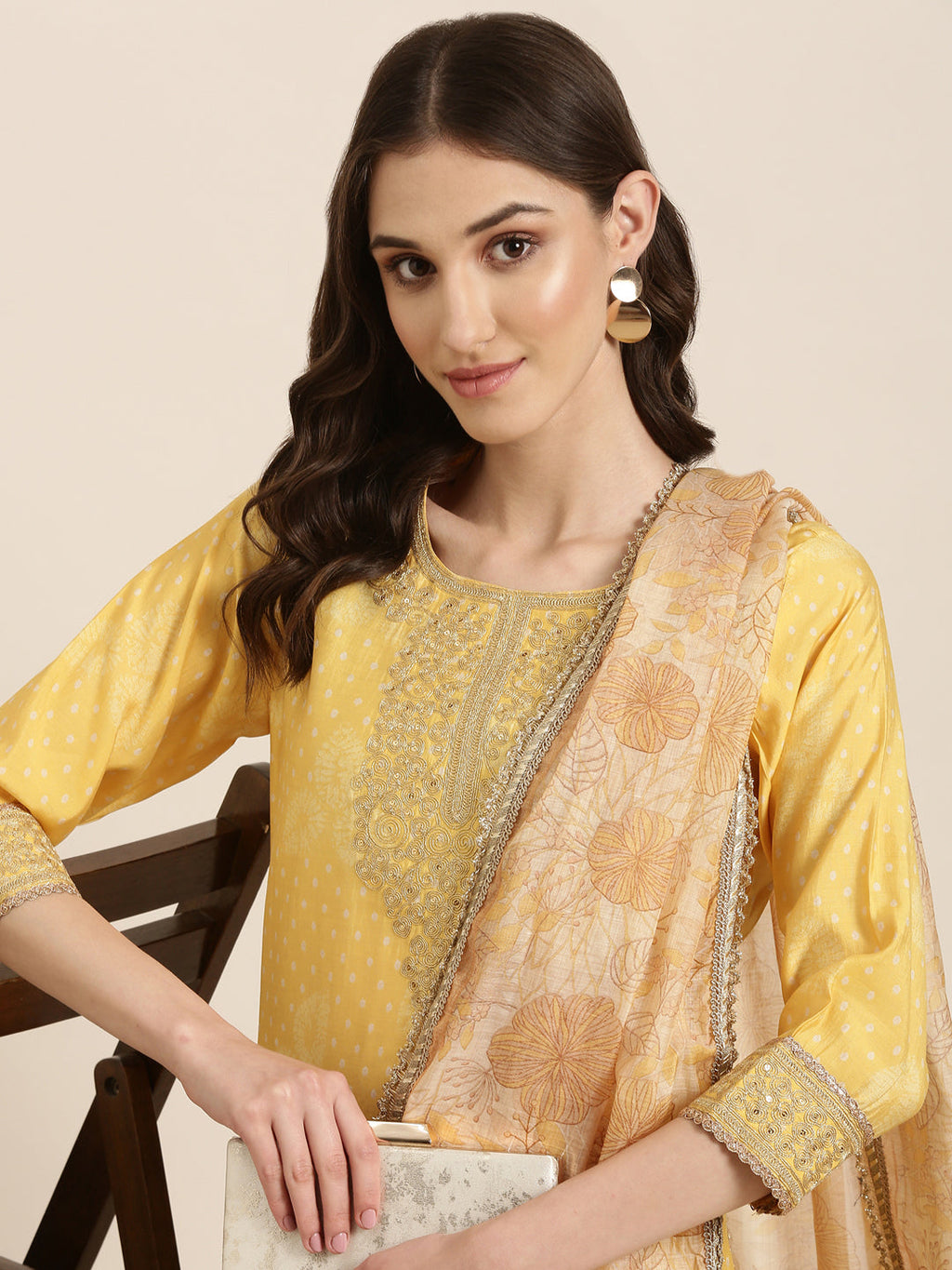 Women's Yellow Geometric Printed Regular Kurta Set With Dupatta