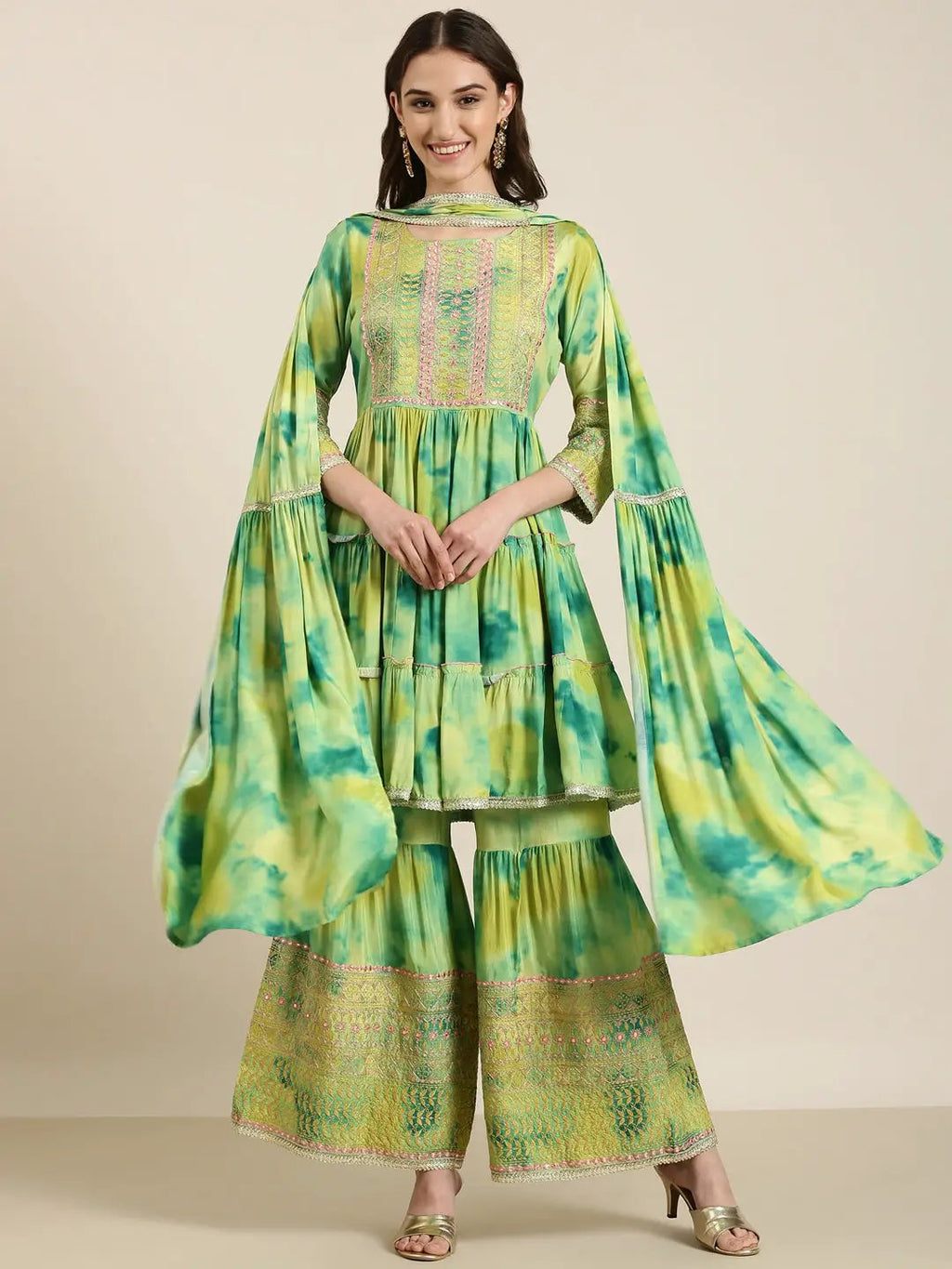 Women's Green Dyed Empire Thread Work Anarkali Kurti Set With Dupatta