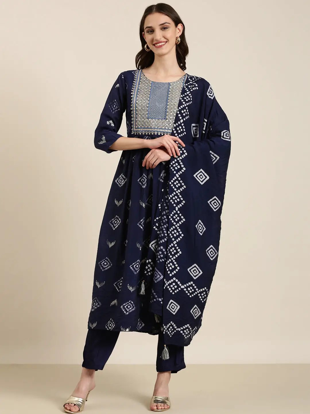 Women's Navy Blue Geometric Printed Sequinned Detailed Kurta Set With Dupatta