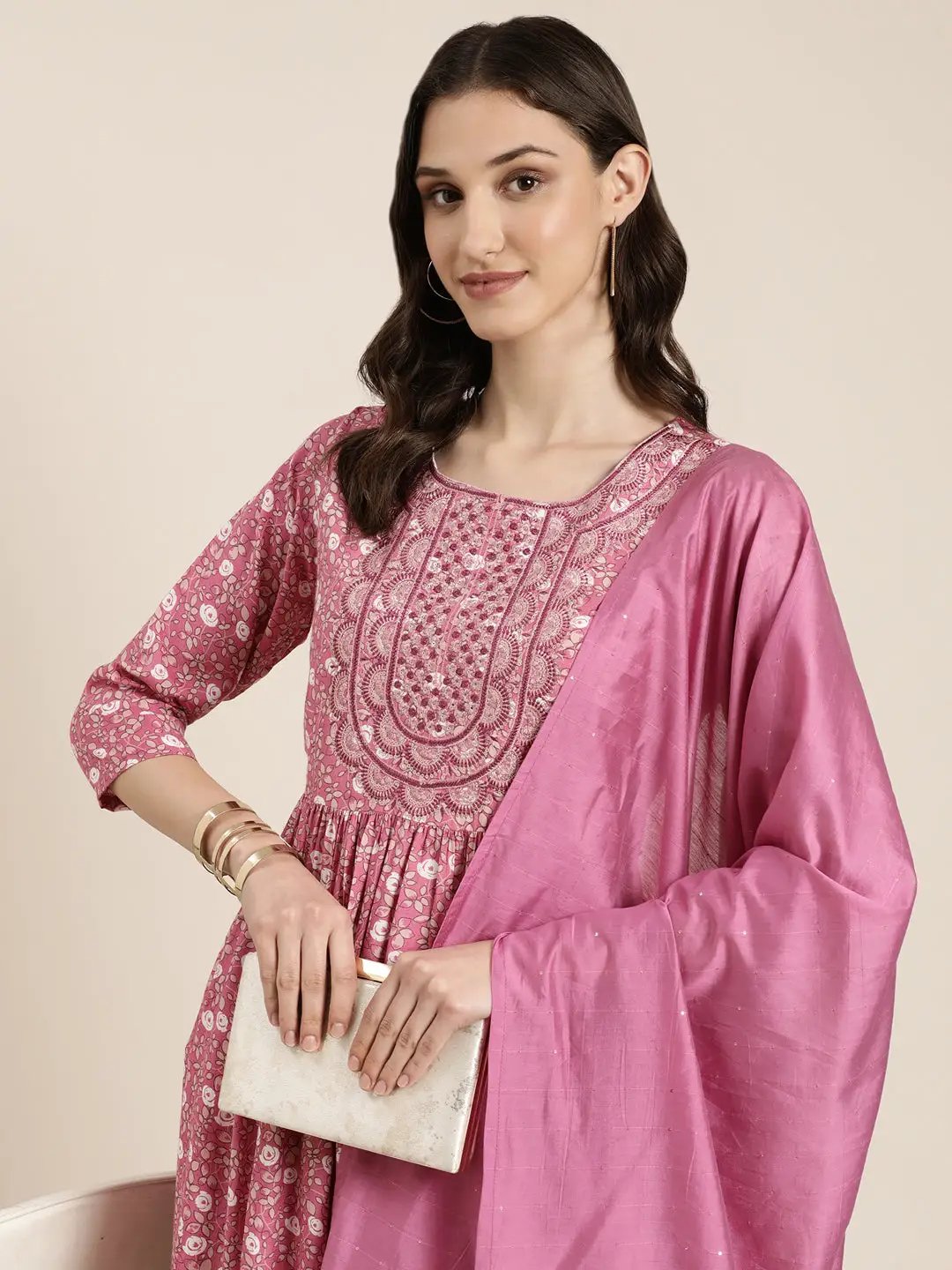 Women's Pink Floral Printed Regular Thread Work Kurta Set With Dupatta