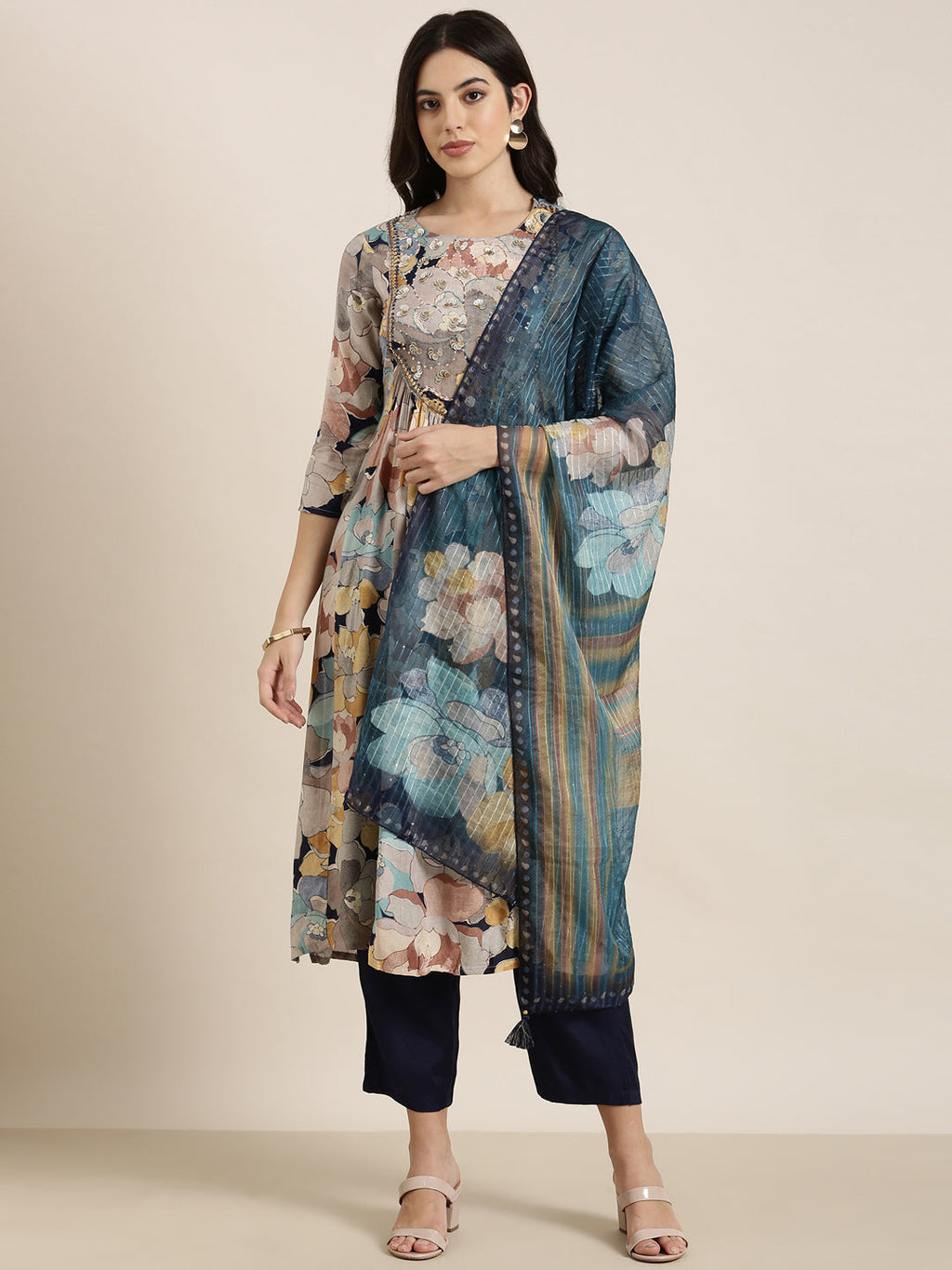 Women's Straight Multi Floral Kurta Sets with Trousers & Dupatta