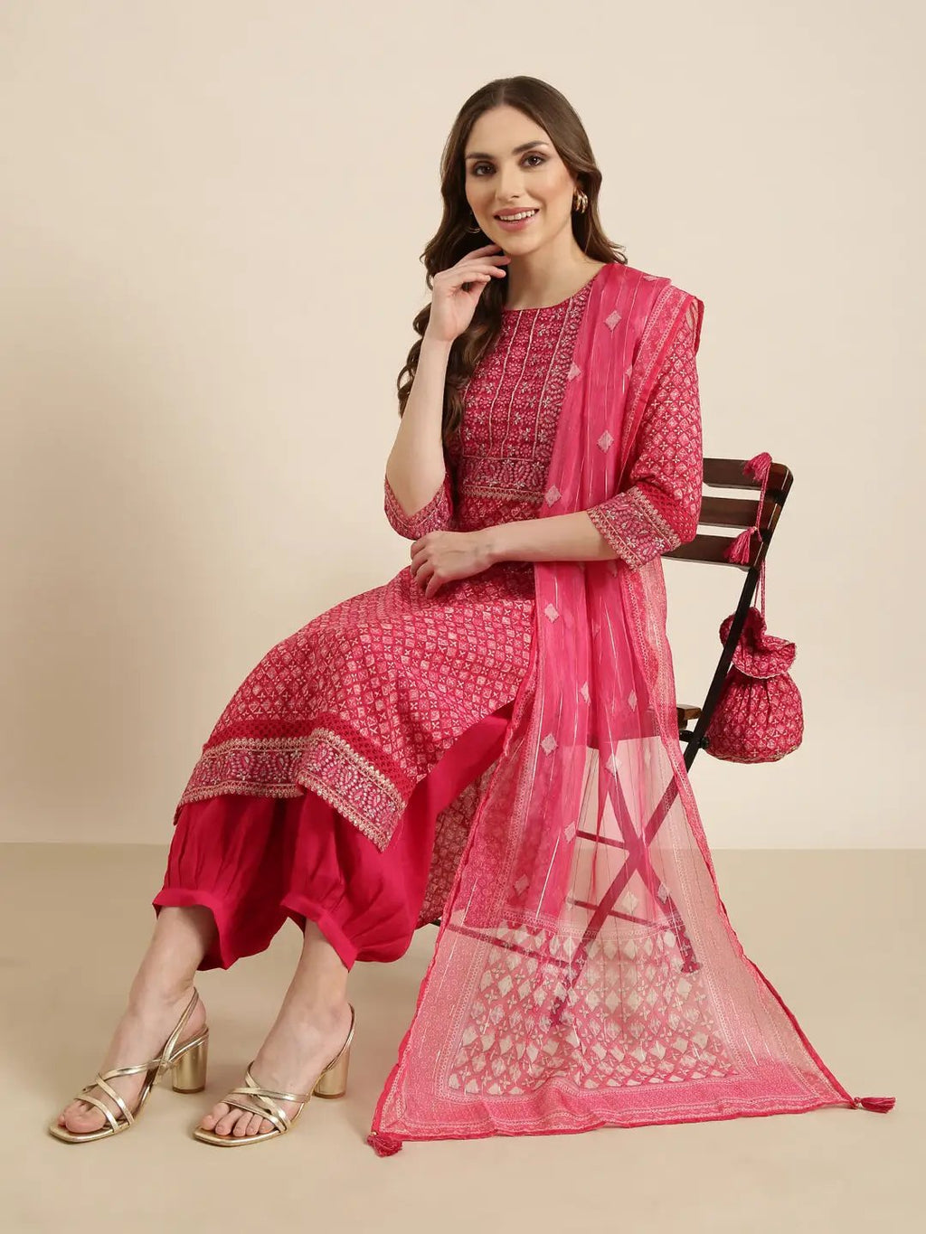 Women's Straight Pink Geometric Kurta Sets with Patiala & Dupatta & Potli Bag