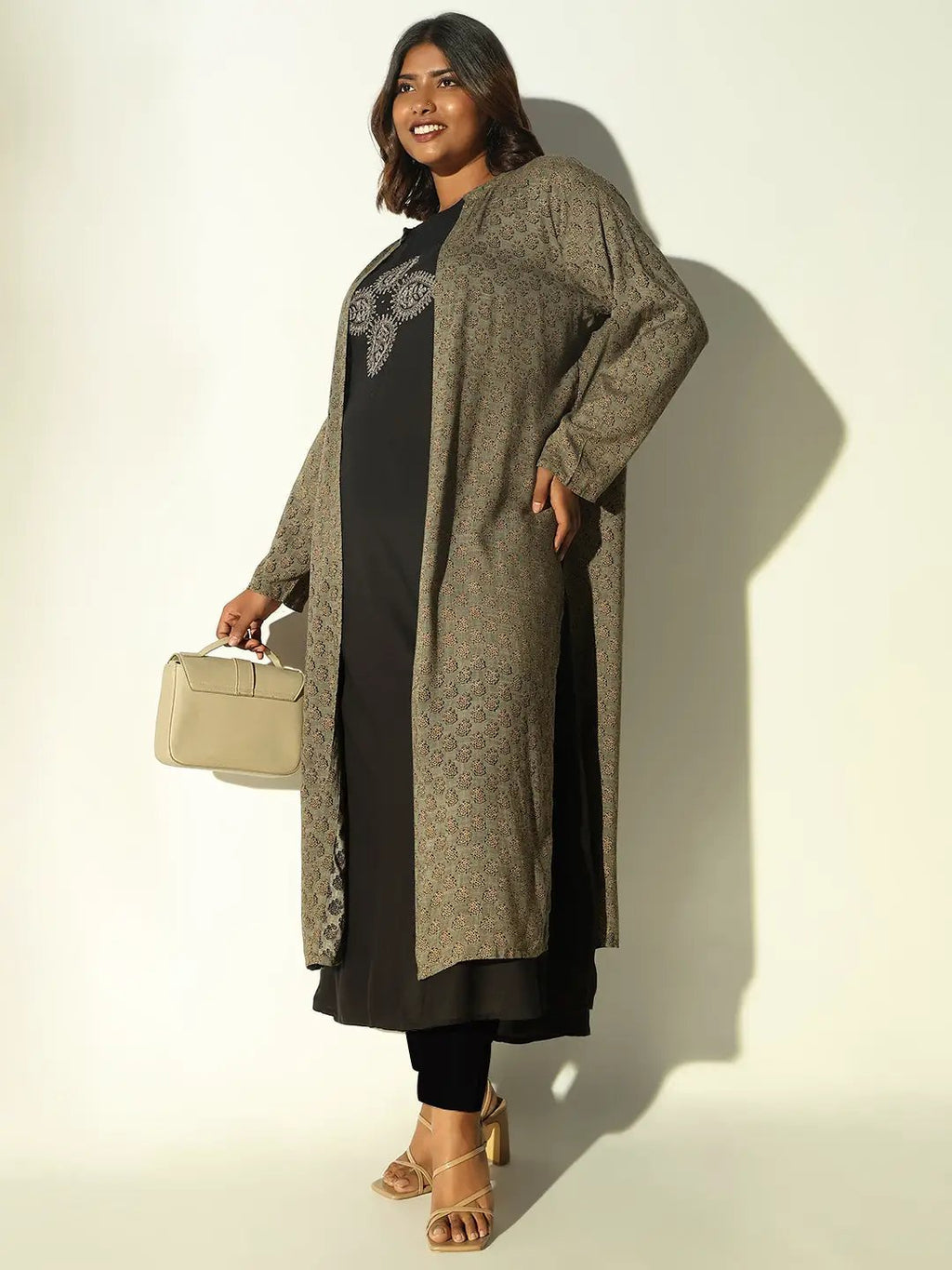 Women's Black Solid Anarkali Kurta with Overcoat