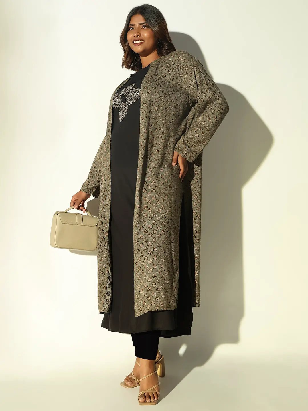 Women's Black Solid Anarkali Kurta with Overcoat
