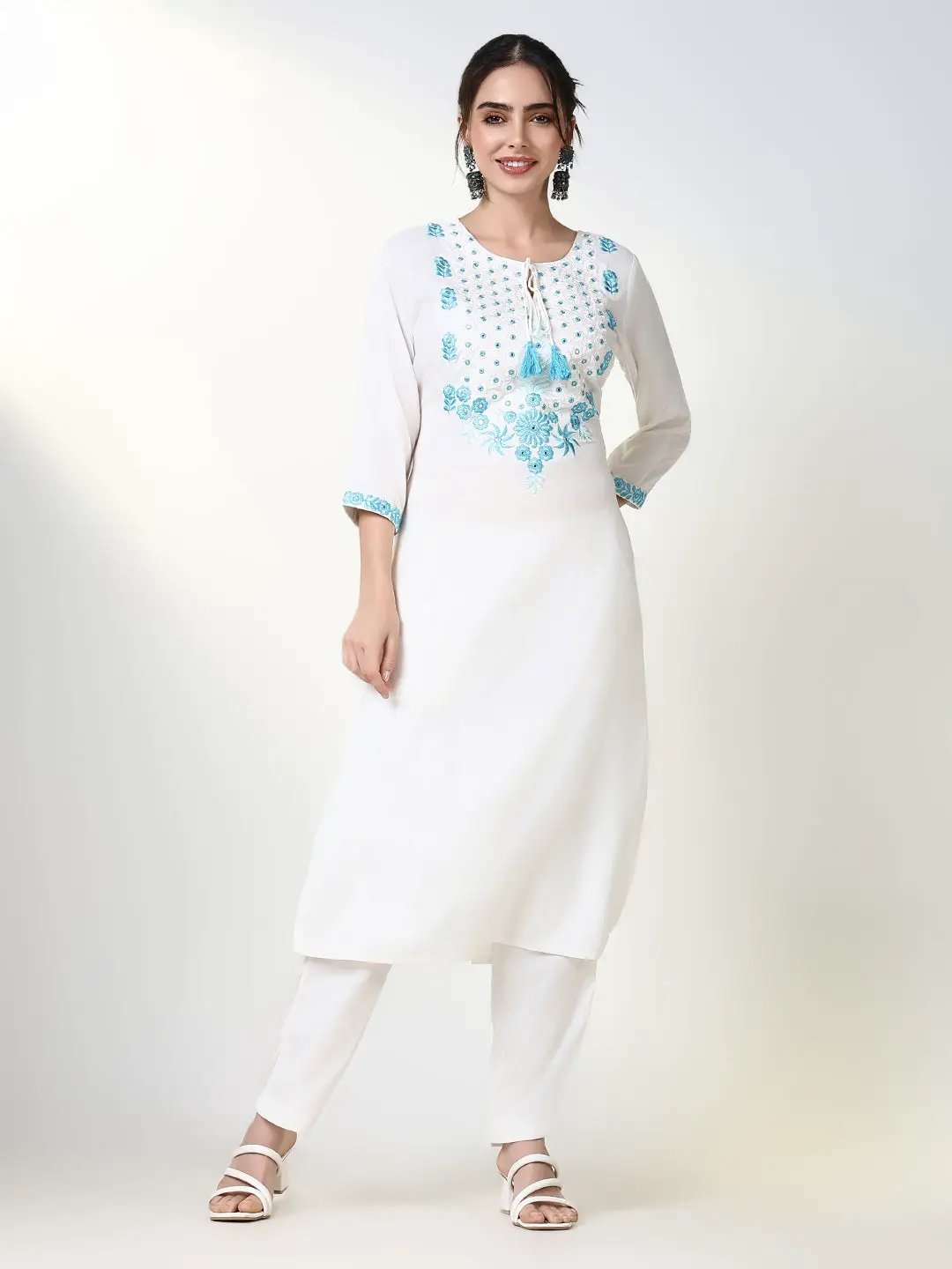 Women's Floral White Straight Kurta Set