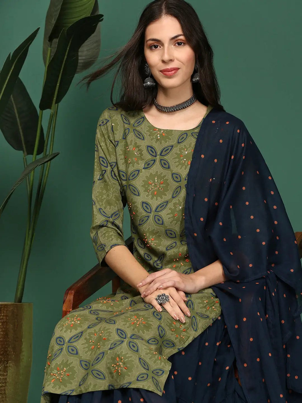 Women's Floral Printed Green Straight Kurta Set with Dupatta