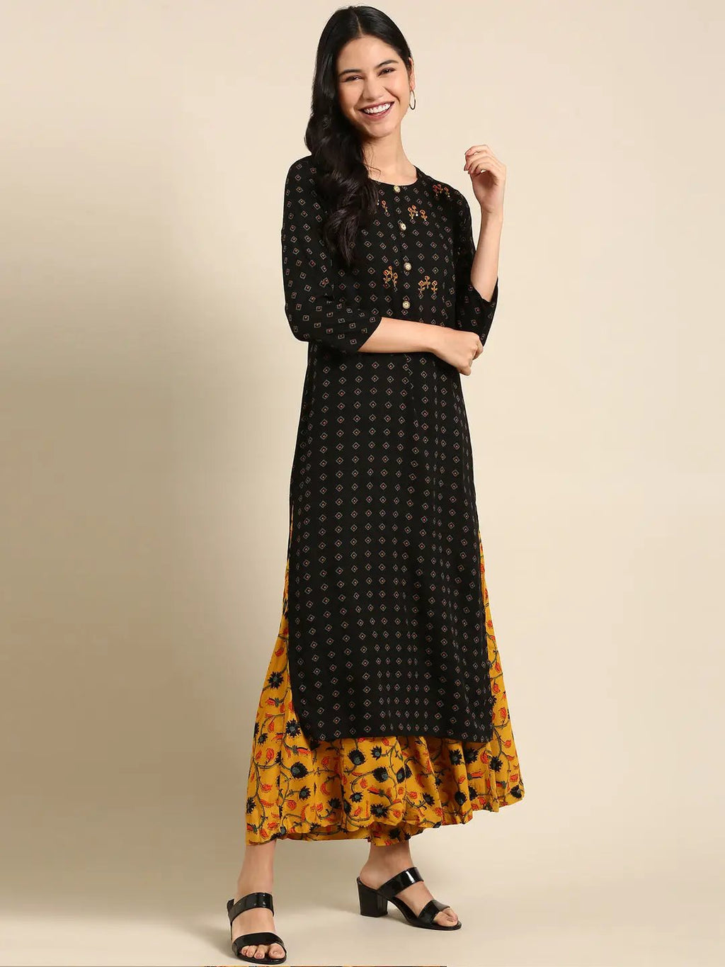 Women's Ethnic Geometric Black Straight Kurta Set