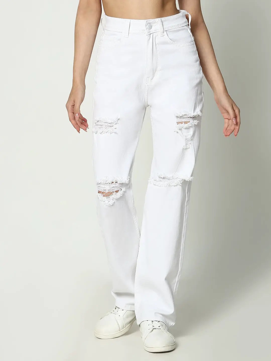Women's White Solid Straight Fit Jeans