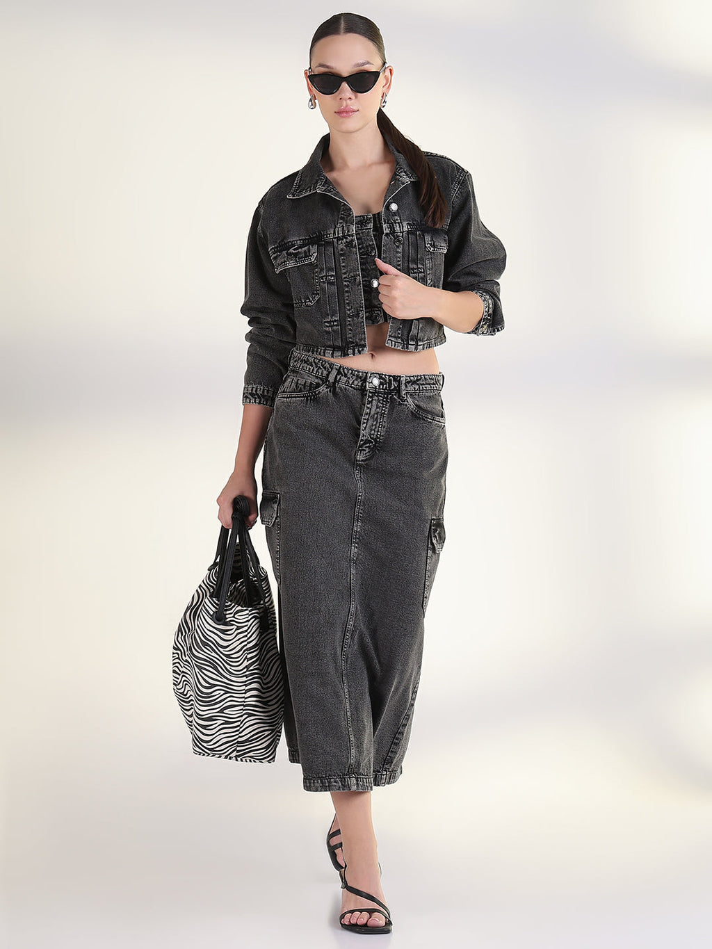 Women's Solid Grey Denim Co-Ords Set with Jacket