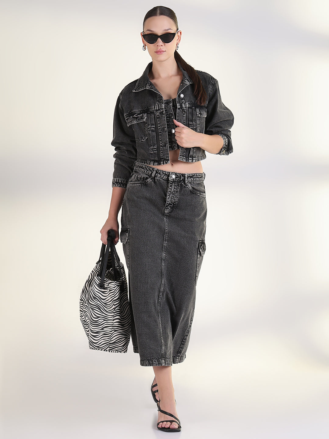 Women's Solid Grey Denim Co-Ords Set with Jacket