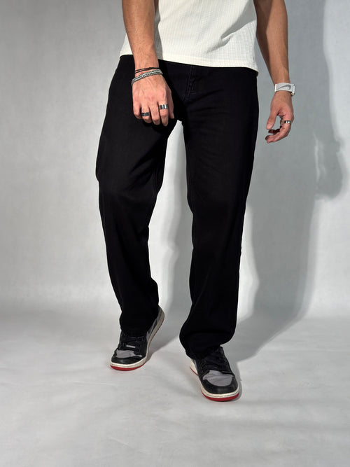 Black Out Straight Fit Jeans