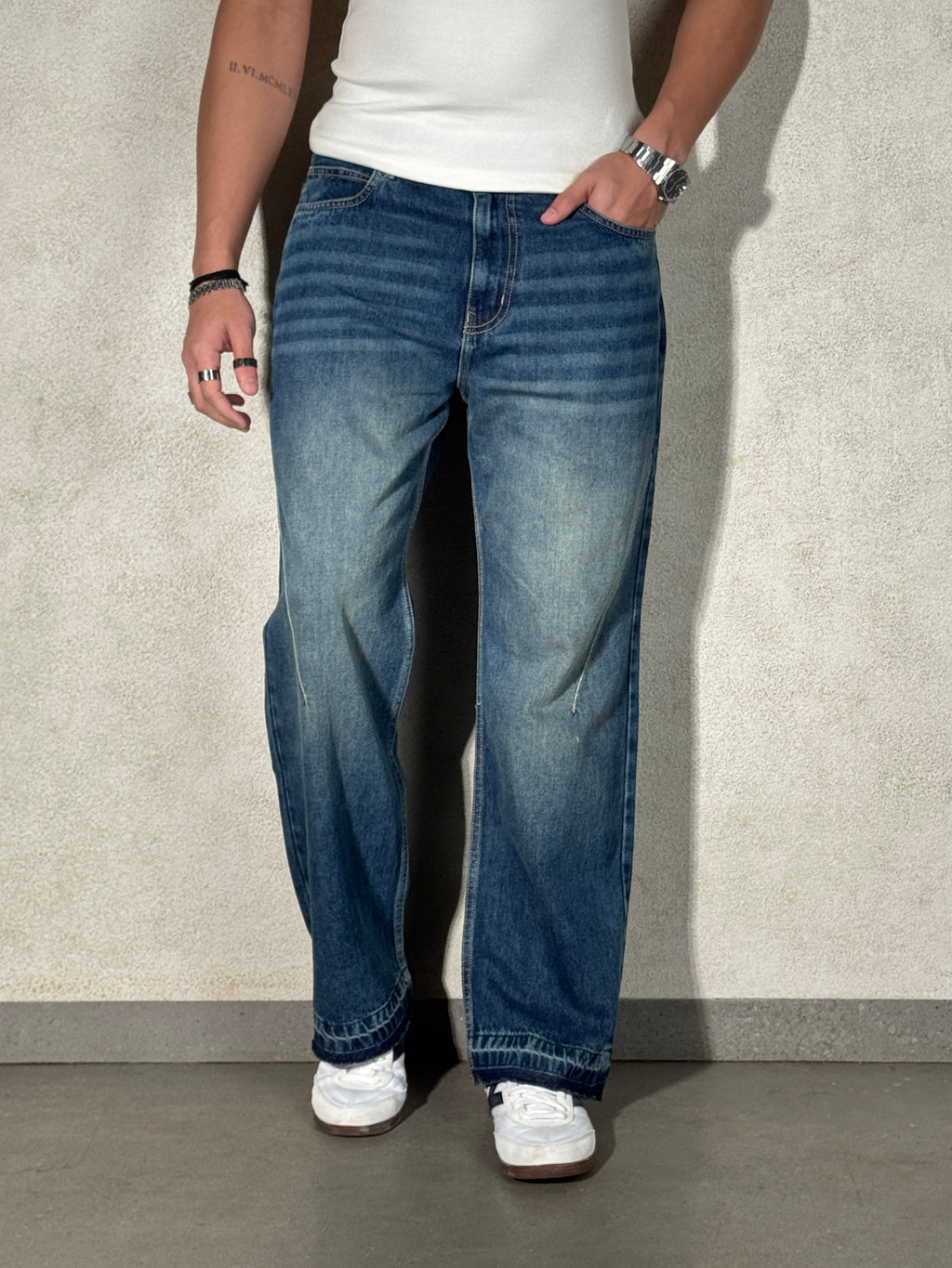 Raw Fringed Washed Baggy Jeans