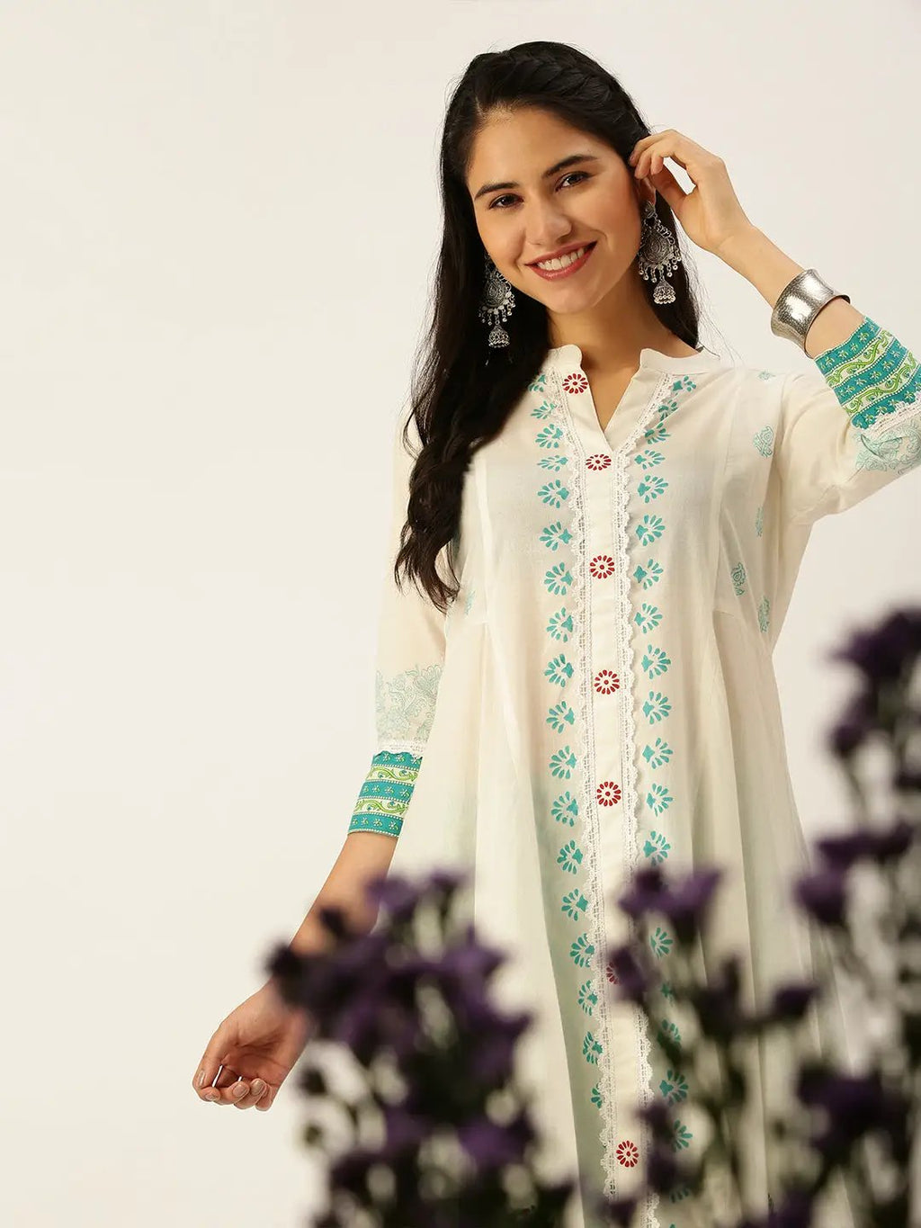 Women's White Ethnic Motifs Printed Kurta Sets with Palazzos