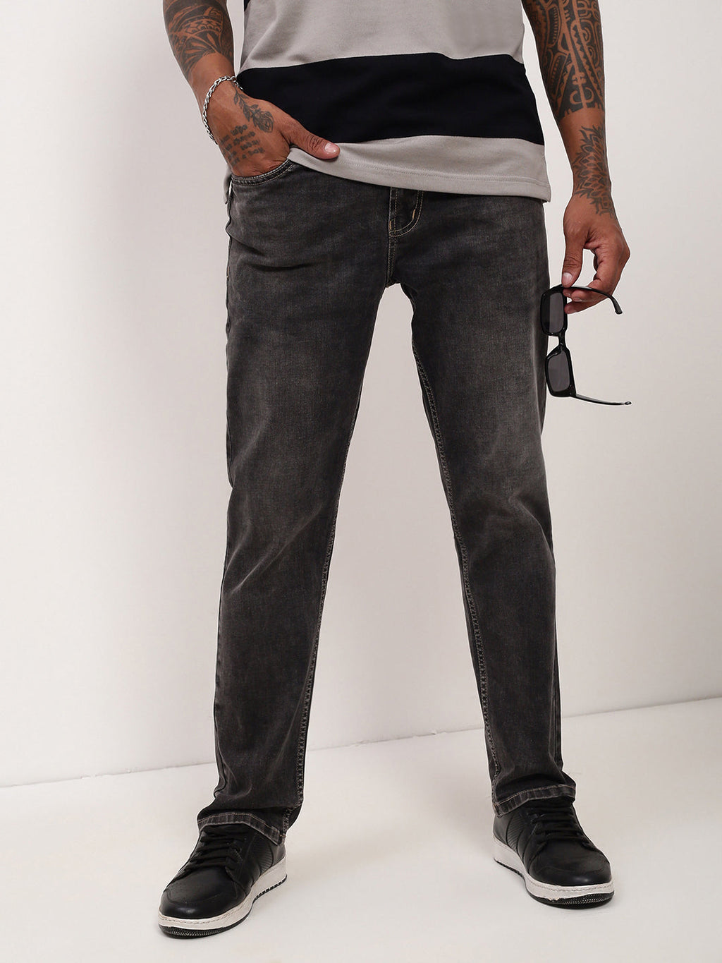 Men's Grey Solid Straight Fit Acid Wash Stretchable Jeans