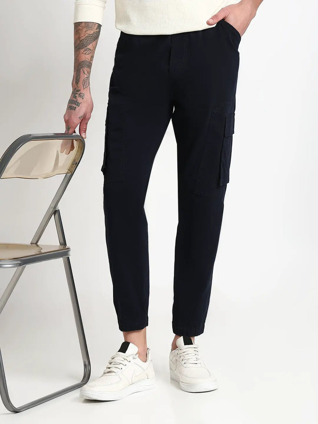 Men's Navy Blue Solid Cargo Joggers