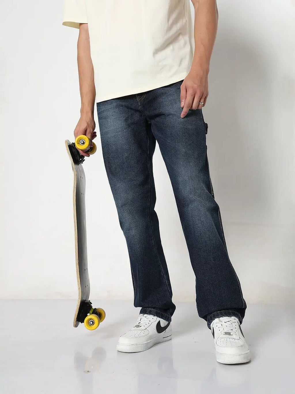 Men's Navy Blue Relaxed Fit Jeans