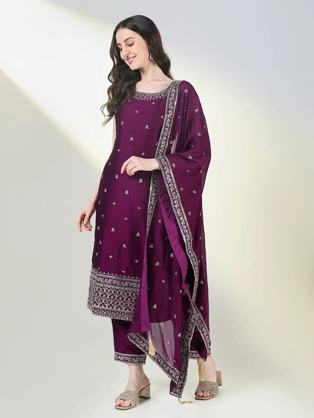 Women's Purple Embroidered Straight Kurta Set with Dupatta