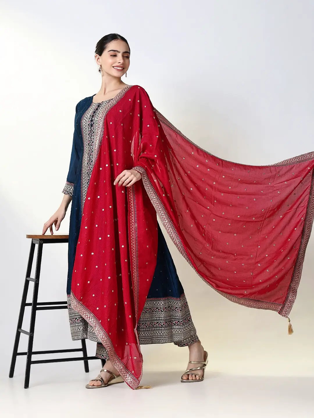 Women's Solid Navy Blue Anarkali Kurta Set with Dupatta