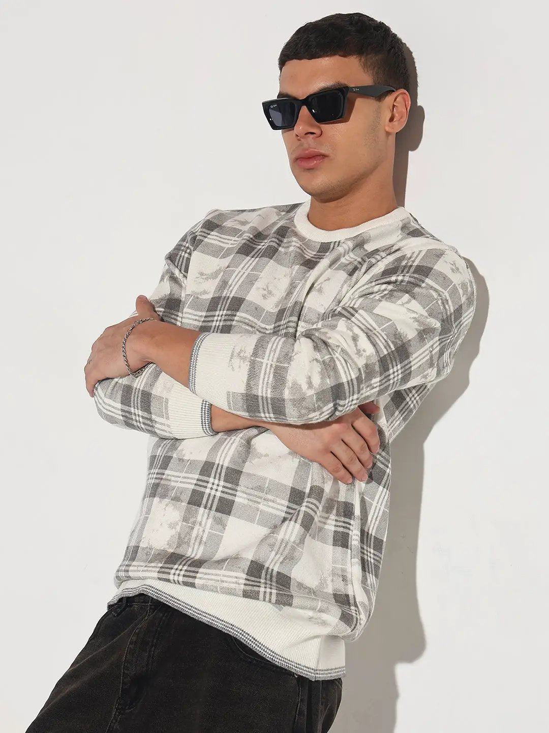 Men's Checked Grey Ribbed Round Neck Sweater
