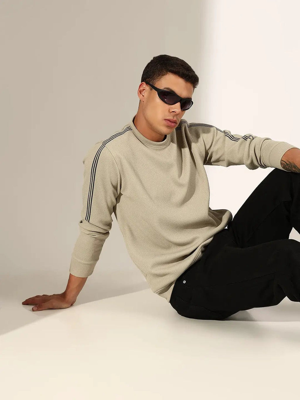 Men's Textured Grey Sweatshirt with Striped Shoulder Detail