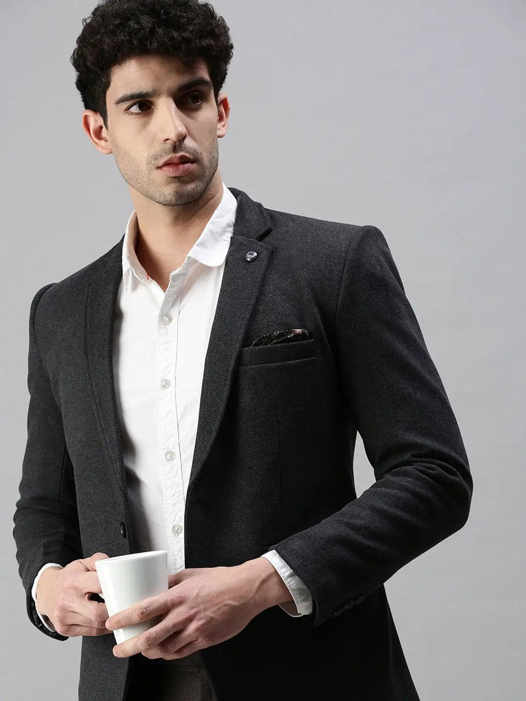 Men's Black Solid Slim-Fit Single-Breasted Casual Blazers