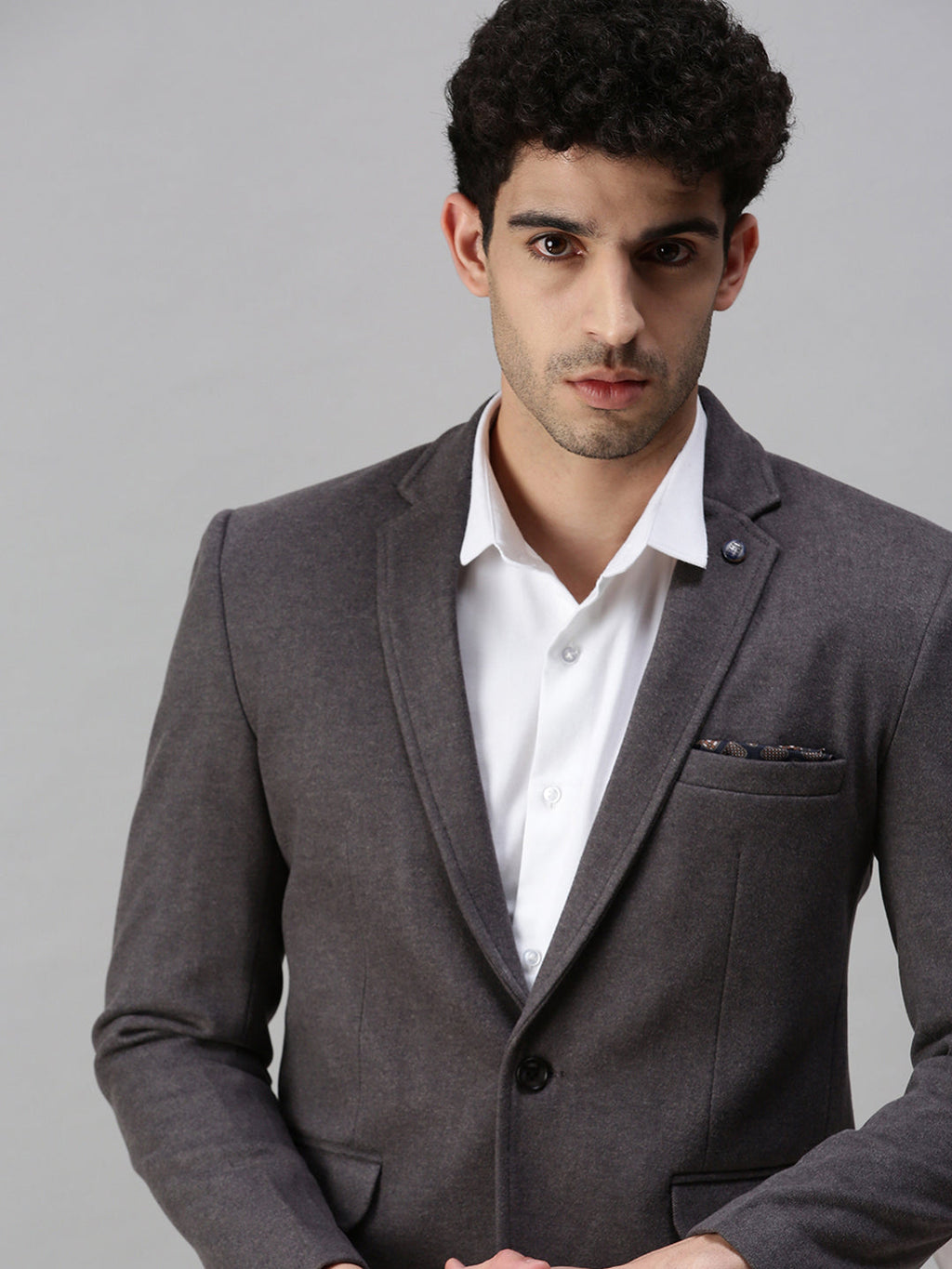 Men's Grey Solid Slim-Fit Single-Breasted Blazer