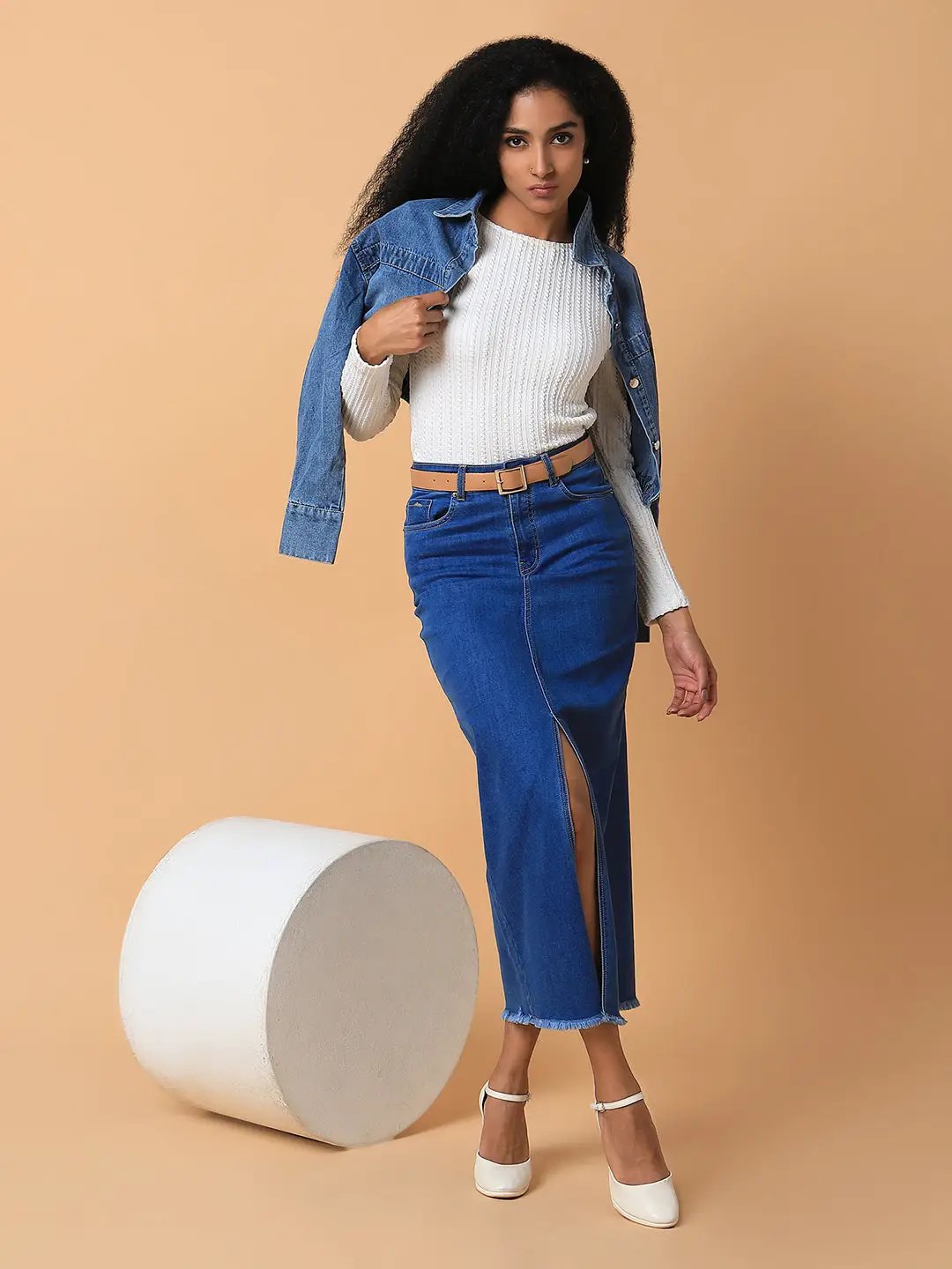 Women's Blue Solid Straight Maxi Denim Skirt with Belt