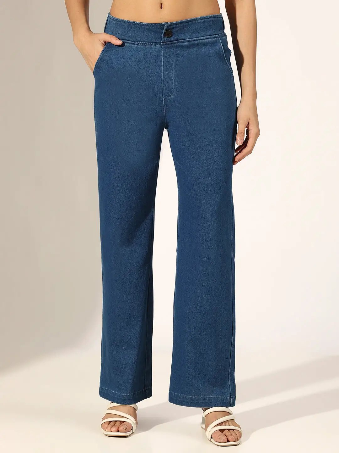 Women's Blue Mid-Rise Straight Fit Jeans