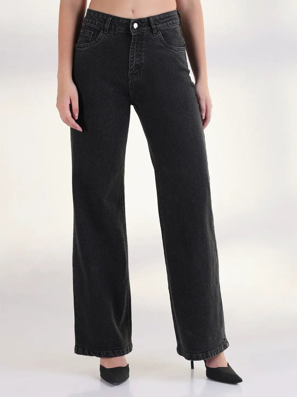 Women's Solid Black Straight Fit Jean
