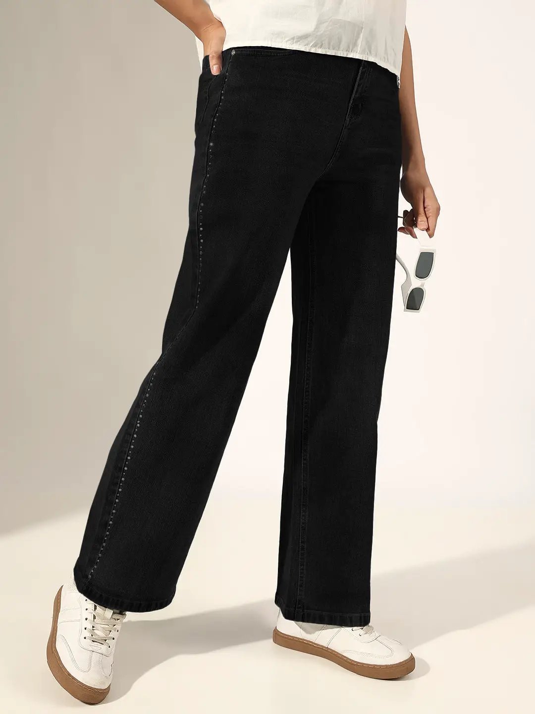 Women's Black Mid-Rise Straight Fit Jeans with Side Seam Embellishments