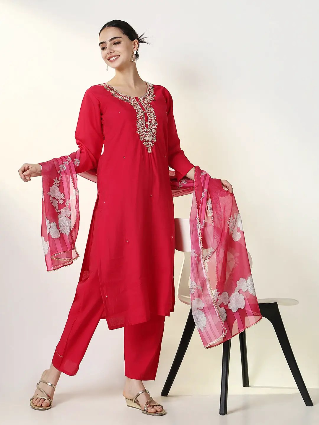 Women's Ethnic Solid Pink Straight Kurta Set with Dupatta