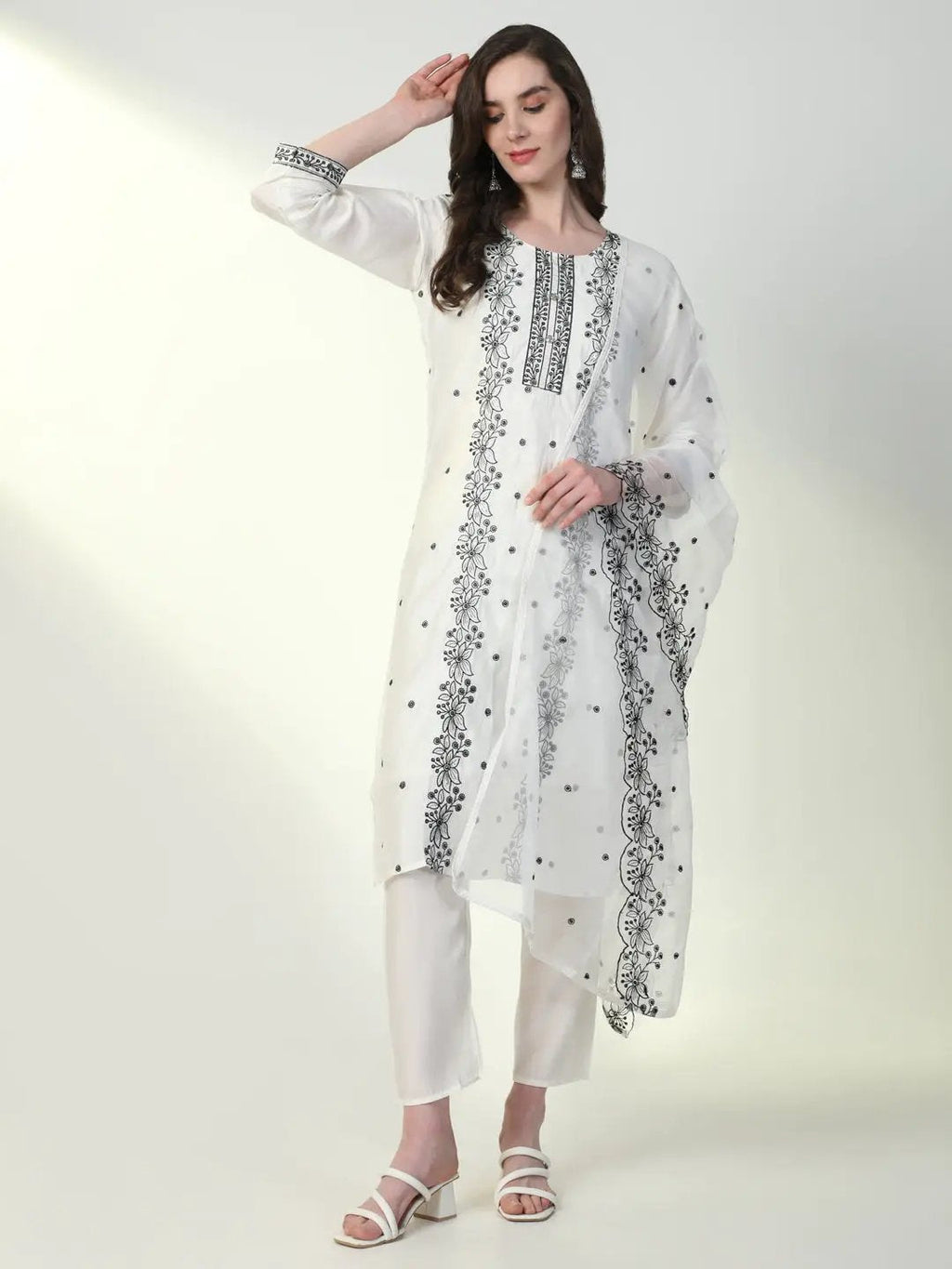 Women's Ethnic Off White Embroidered Kurta Set with Dupatta