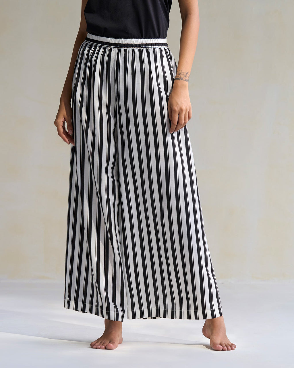 Celeste Pyjamas - Ivory & Black